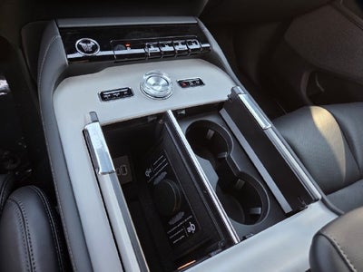 2027 Lincoln Navigator L Reserve