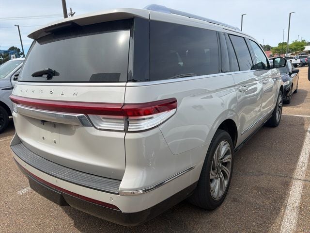 2023 Lincoln Navigator L Reserve
