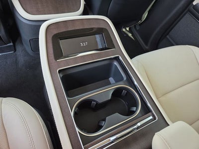 2027 Lincoln Navigator L Reserve