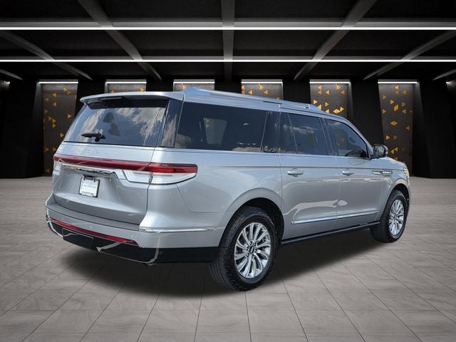 2022 Lincoln Navigator L Standard
