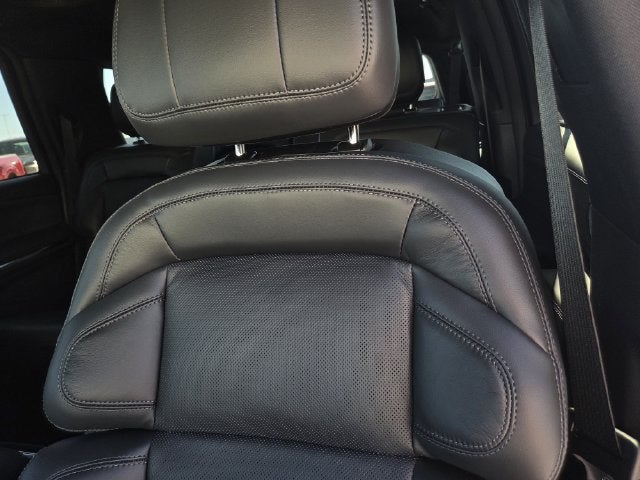 2027 Lincoln Navigator L Reserve