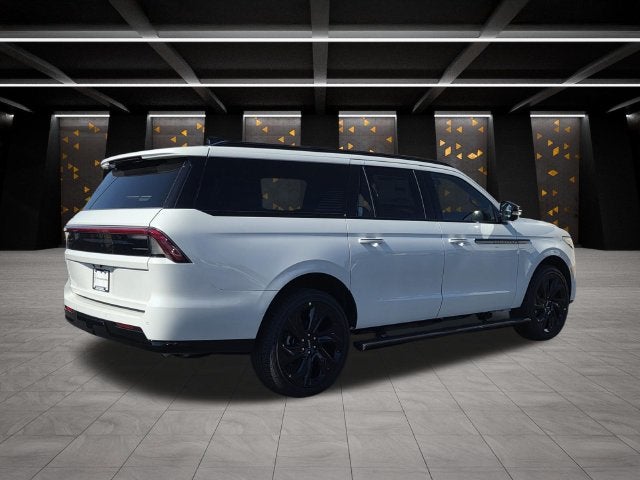 2027 Lincoln Navigator L Reserve