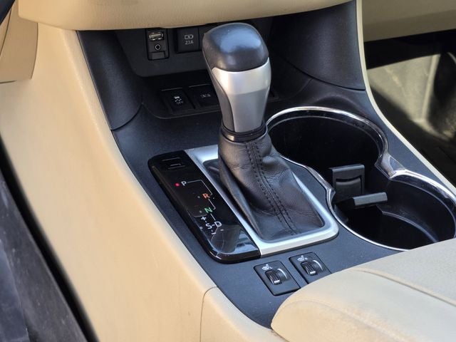 2017 Toyota Highlander Base