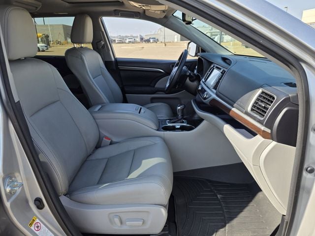 2015 Toyota Highlander Limited V6