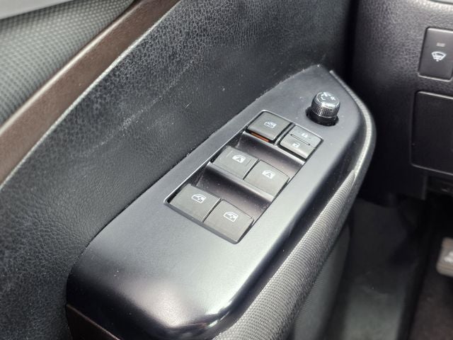 2017 Toyota Highlander LE