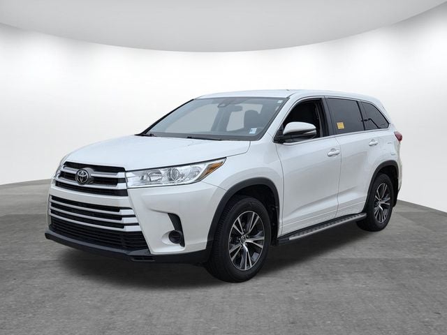 2017 Toyota Highlander LE