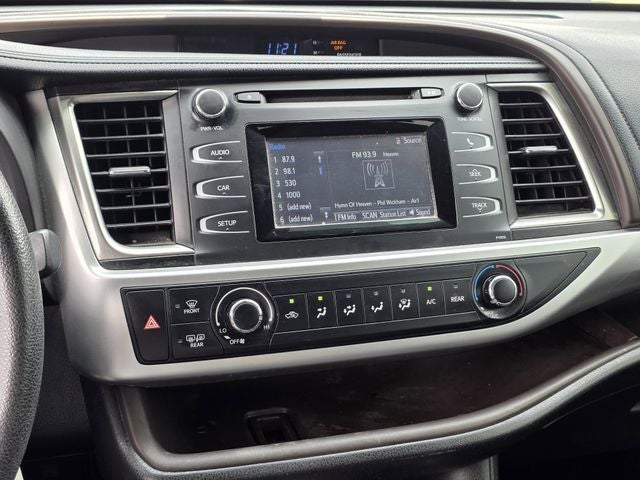 2019 Toyota Highlander LE