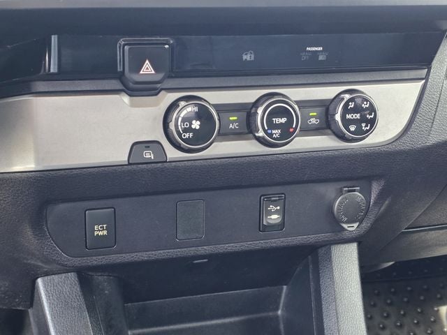 2017 Toyota Tacoma SR
