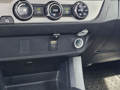 2017 Toyota Tacoma SR