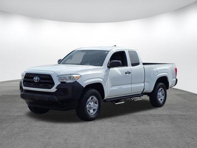 2017 Toyota Tacoma SR