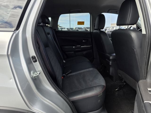 2024 Mitsubishi Outlander Sport Base