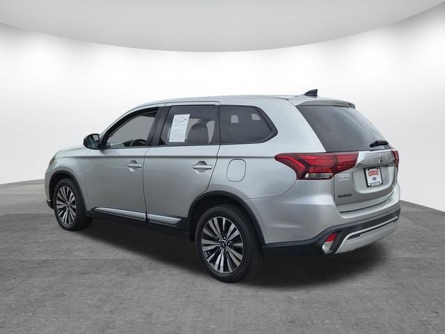 2019 Mitsubishi Outlander ES