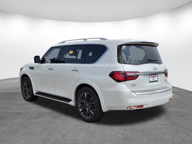 2023 INFINITI QX80 Premium Select