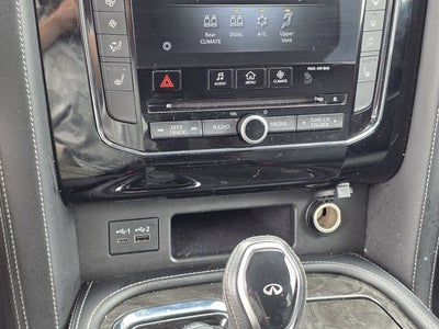 2021 INFINITI QX80 LUXE