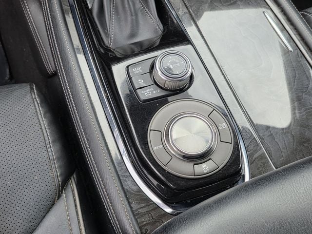 2021 INFINITI QX80 LUXE