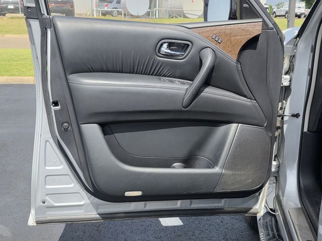 2017 INFINITI QX80 THEATER PACKAGE