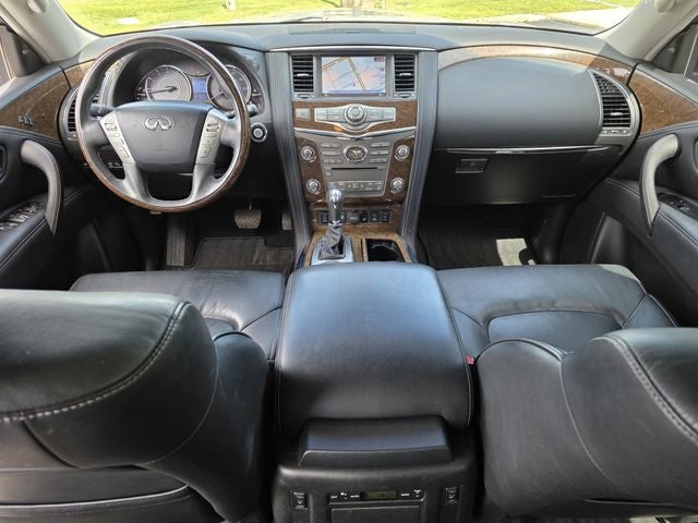 2017 INFINITI QX80 THEATER PACKAGE