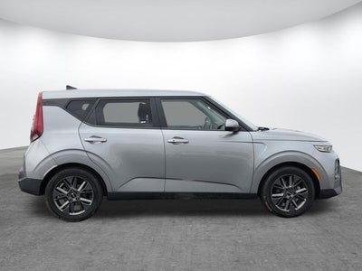 2022 Kia Soul EX