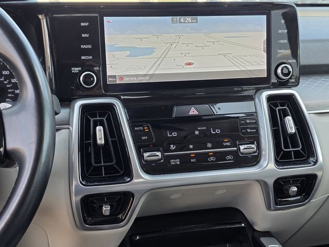2022 Kia Sorento Plug-In Hybrid SX