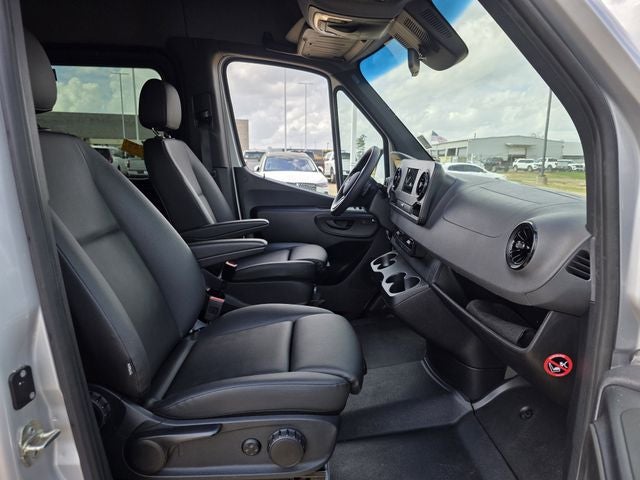 2024 Mercedes-Benz Sprinter 2500 Passenger 170 WB High Roof