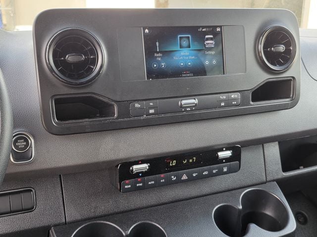 2024 Mercedes-Benz Sprinter 2500 Passenger 170 WB High Roof