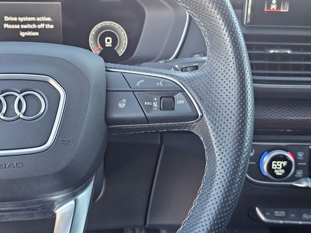 2022 Audi SQ5 Premium Plus quattro