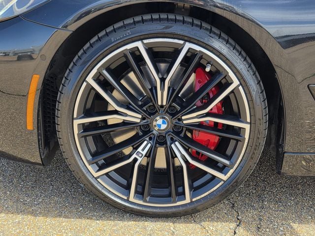 2022 BMW 5 Series M550i xDrive