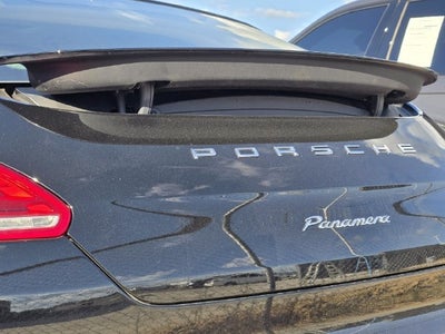 2016 Porsche Panamera 4