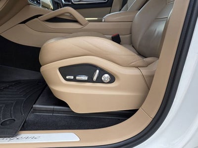2021 Porsche Cayenne Base