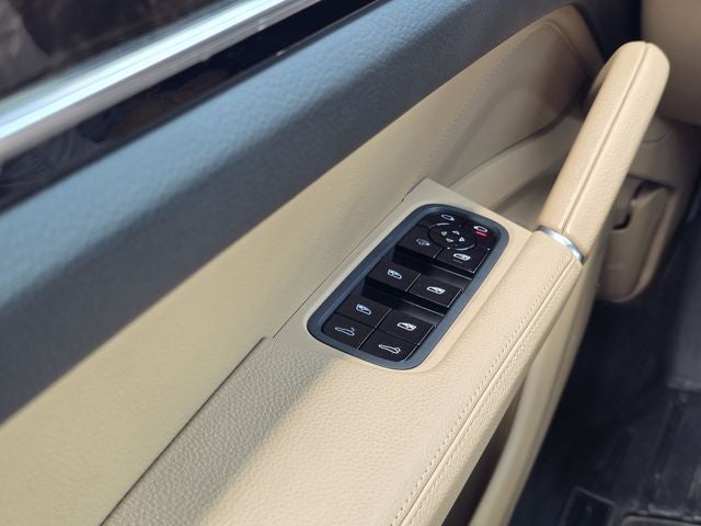 2021 Porsche Cayenne Base