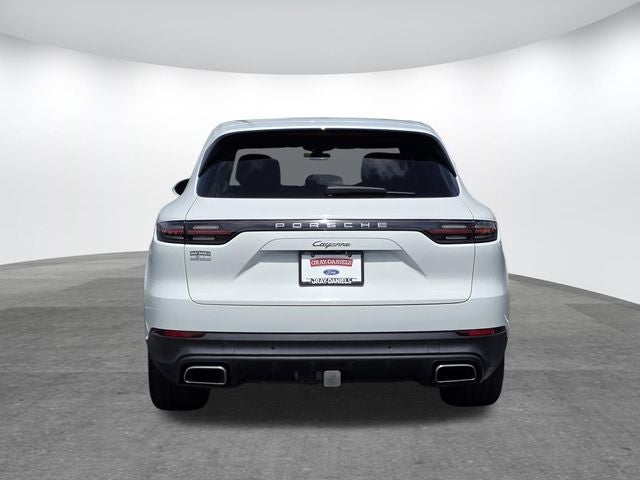 2021 Porsche Cayenne Base