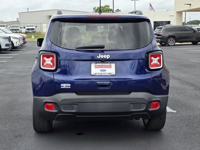 2021 Jeep Renegade Latitude Islander Edition