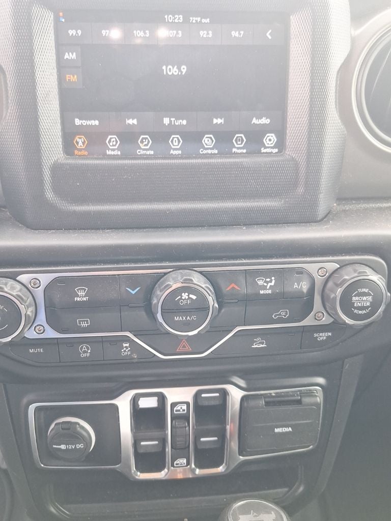 2022 Jeep Wrangler Unlimited Willys