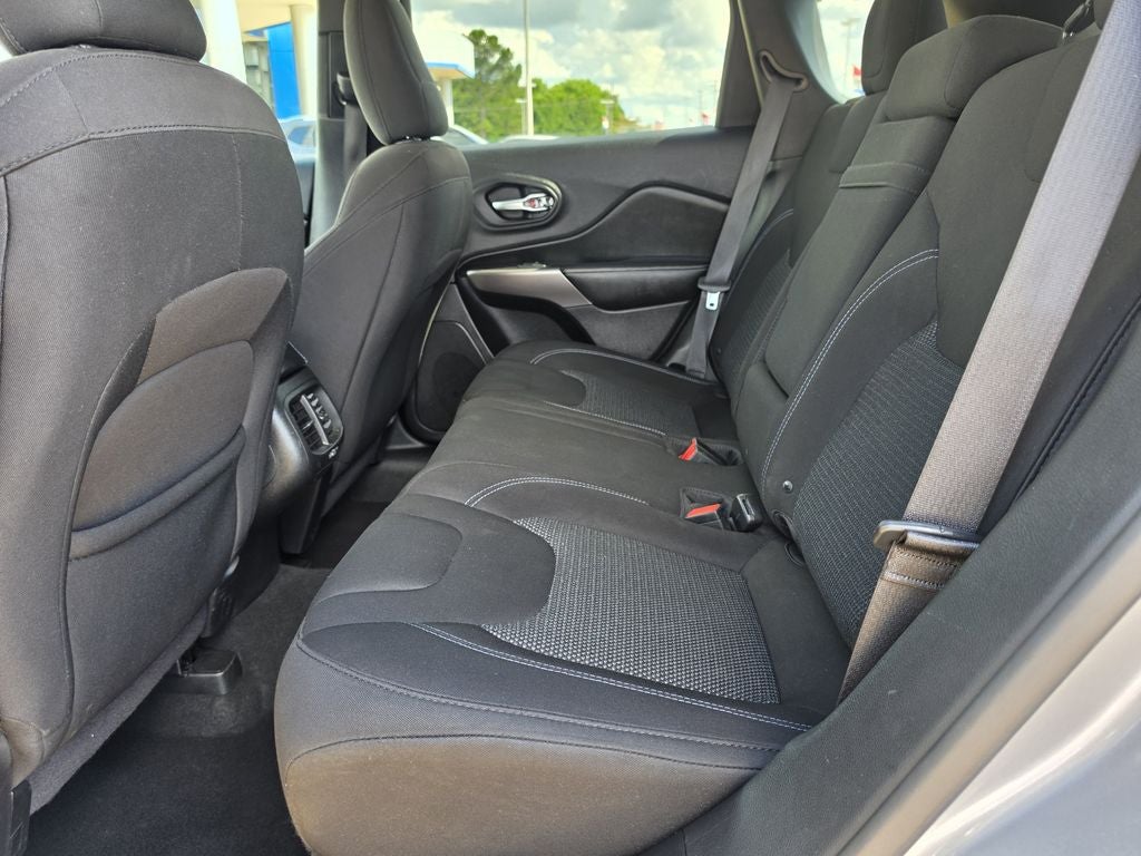 2019 Jeep Cherokee Latitude