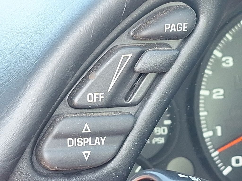 2004 Chevrolet Corvette Base