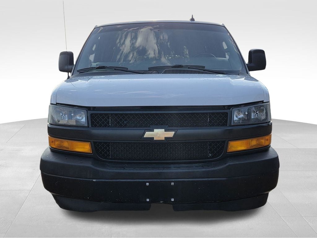 2023 Chevrolet Express 3500 LS Passenger
