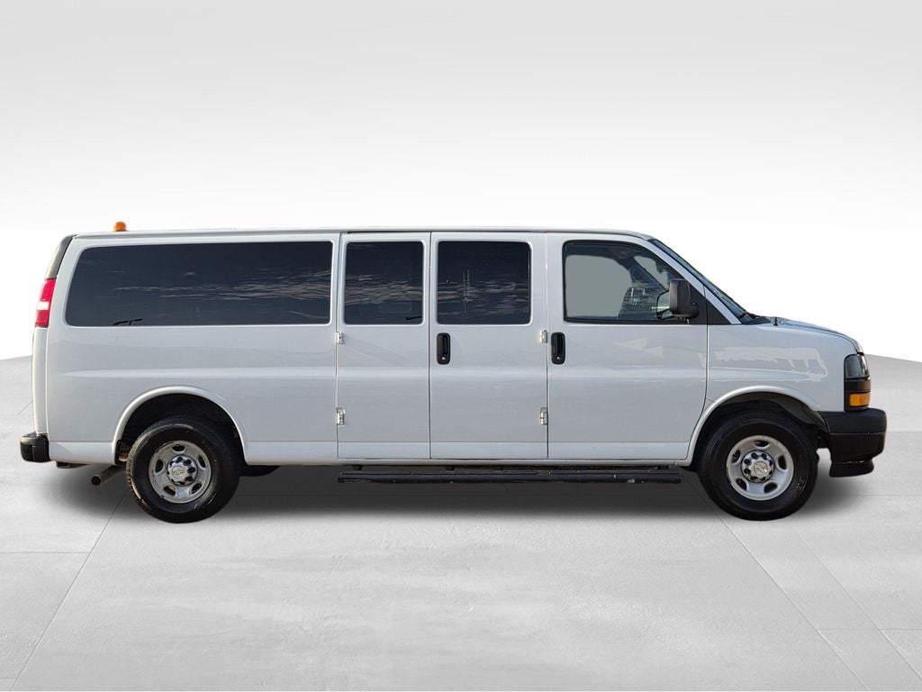 2023 Chevrolet Express 3500 LS Passenger