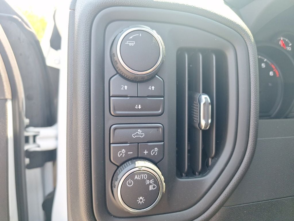 2025 Chevrolet Silverado 3500HD Work Truck