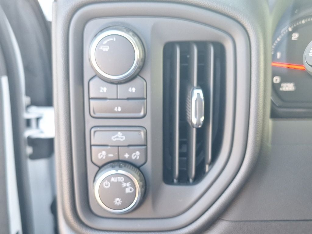 2025 Chevrolet Silverado 3500HD Work Truck