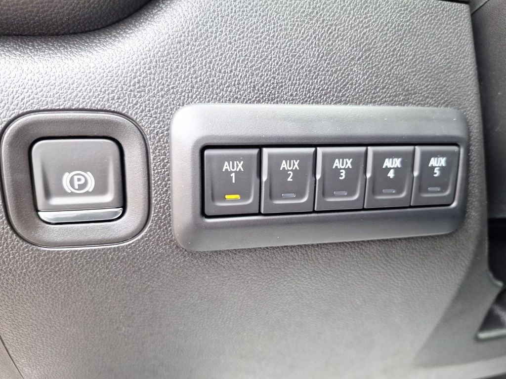 2025 Chevrolet Silverado 3500HD Work Truck