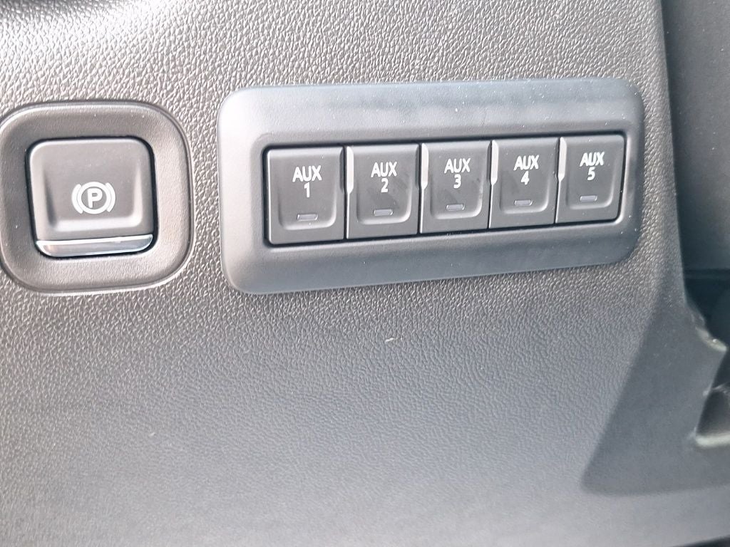 2025 Chevrolet Silverado 3500HD Work Truck