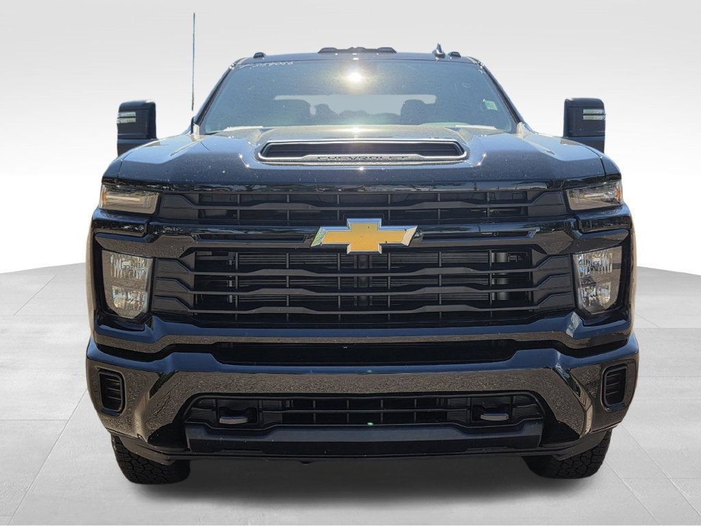 2026 Chevrolet Silverado 2500HD Custom