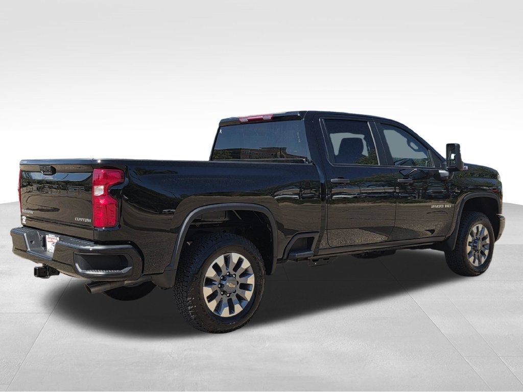 2026 Chevrolet Silverado 2500HD Custom