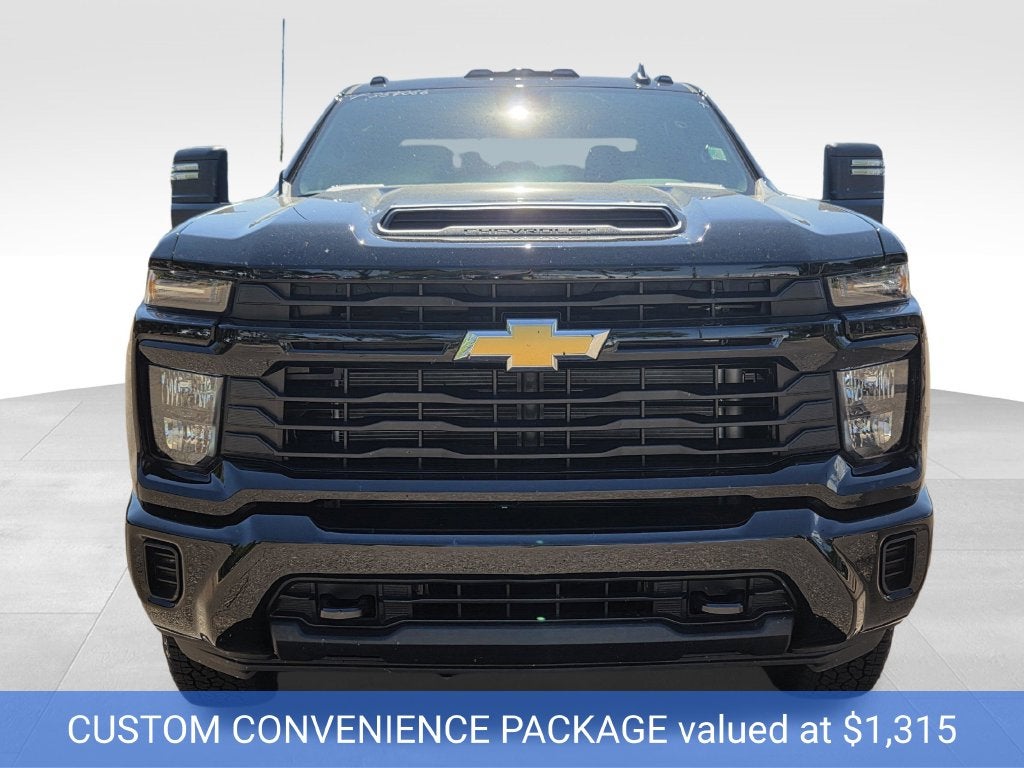 2026 Chevrolet Silverado 2500HD Custom