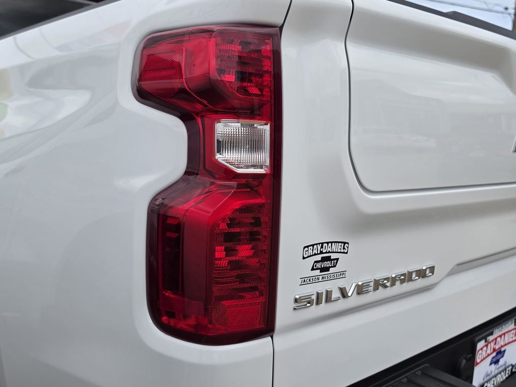 2026 Chevrolet Silverado 1500 LT LT1