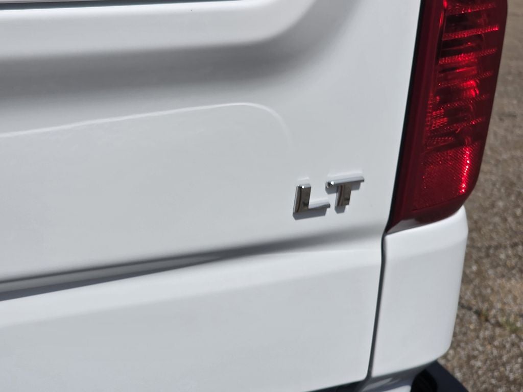 2026 Chevrolet Silverado 1500 LT LT1