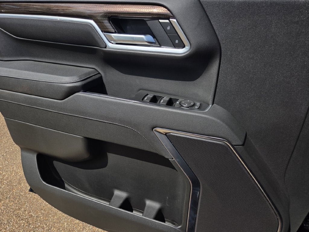 2026 Chevrolet Silverado 1500 LT LT1