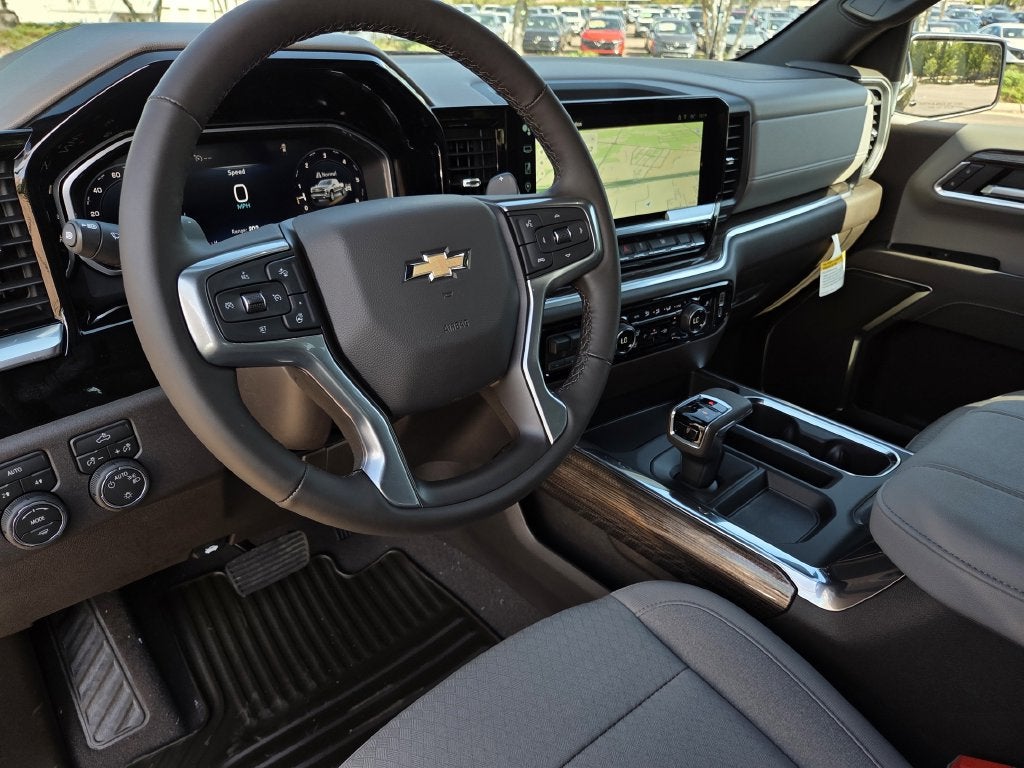 2026 Chevrolet Silverado 1500 LT LT1