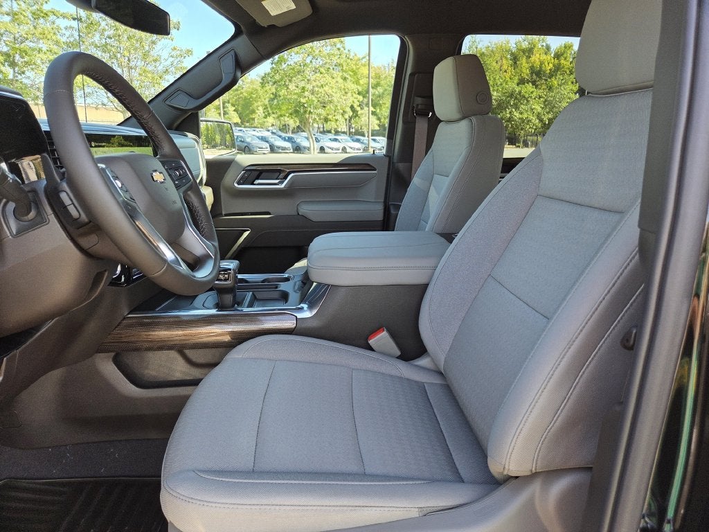 2026 Chevrolet Silverado 1500 LT LT1