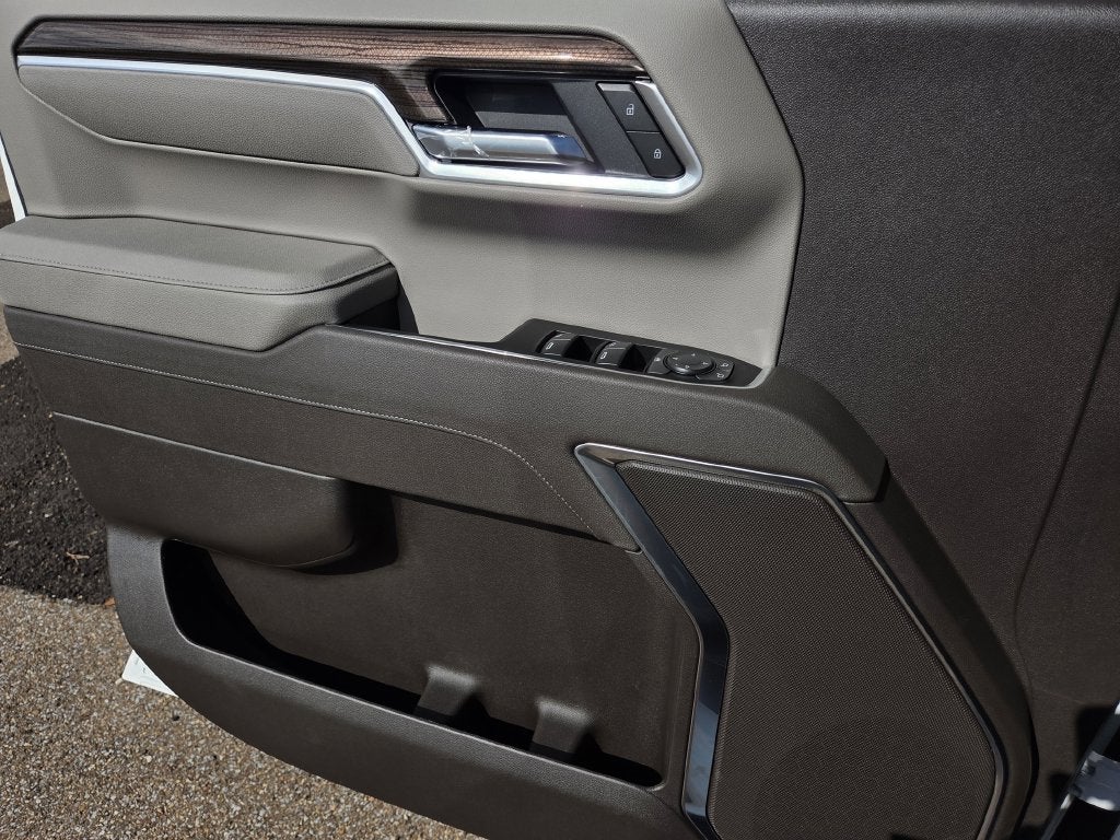2026 Chevrolet Silverado 1500 LT LT1
